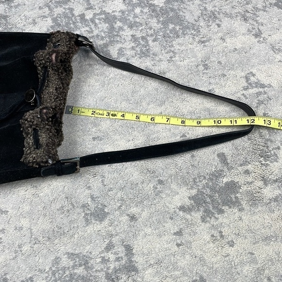 Stuart Weitzman Black Suede Drawstring Hobo Shoulder Bag Shearling Trim - Picture 9 of 10